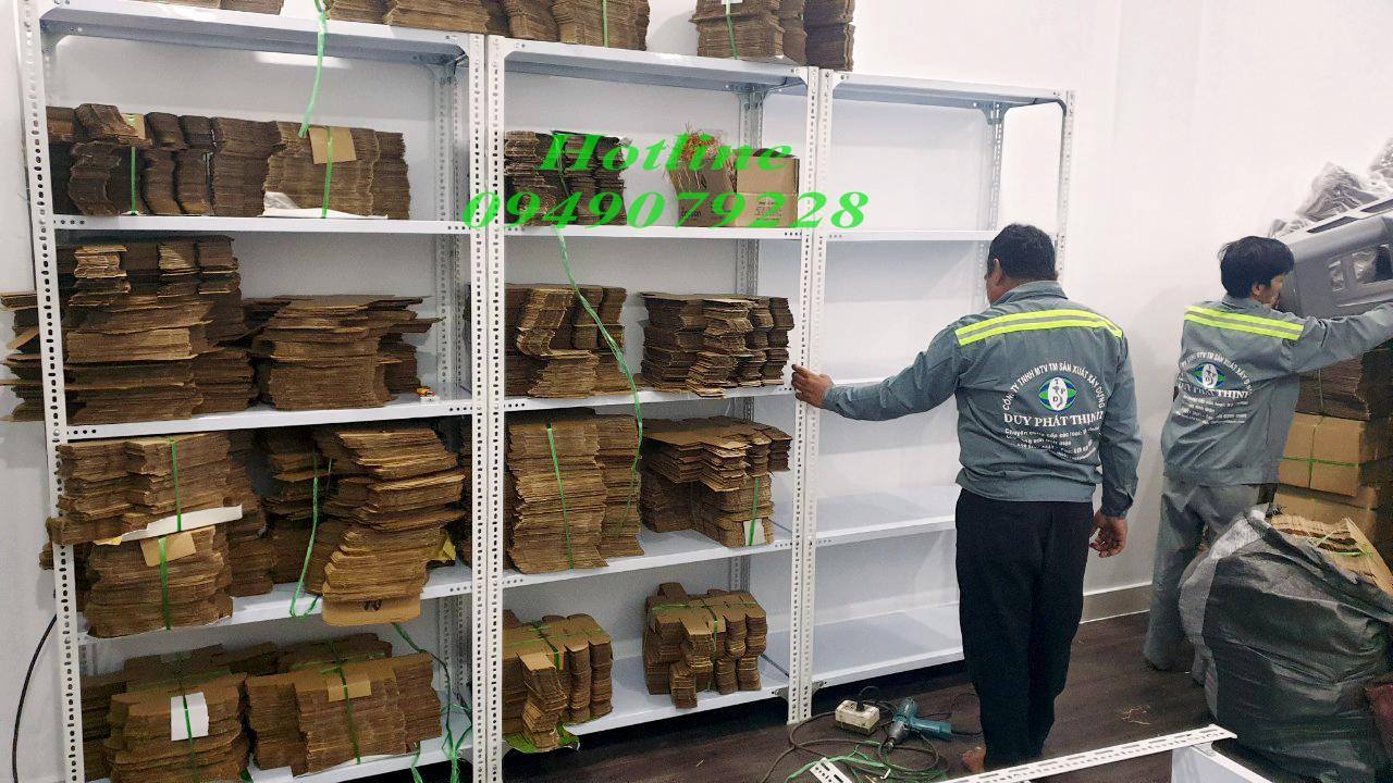 Mẫu kệ siêu thị đẹp